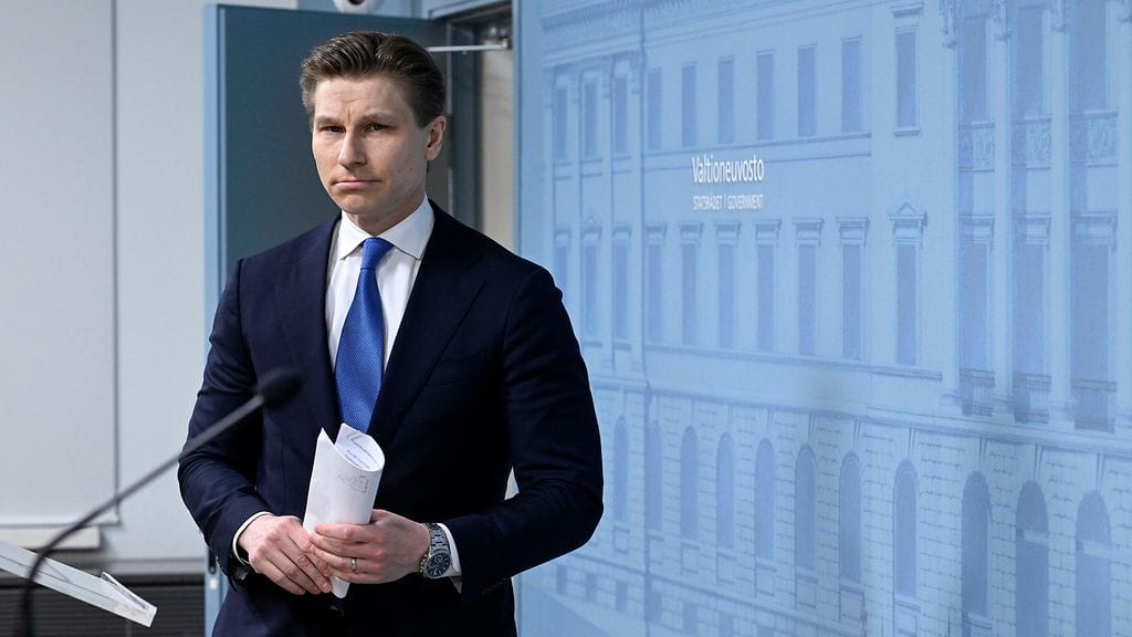 Antti Häkkänen valitsi Riihimäen Naton johtamisjärjestelmäyksikön paikaksi.