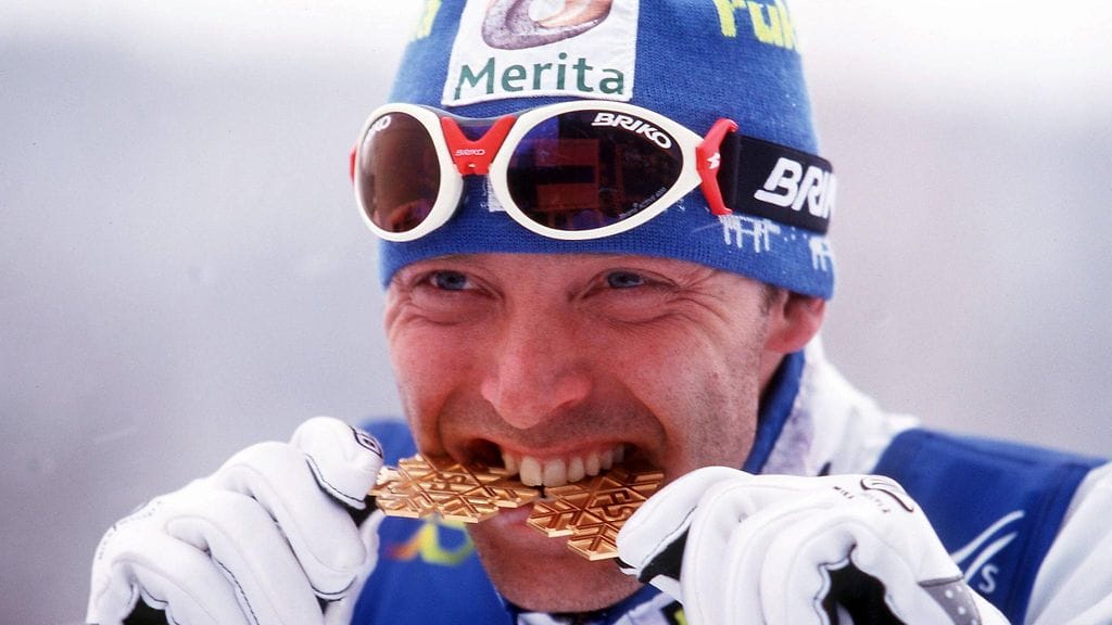 Toimittaja Sean Ricks ohjaa dokumenttielokuvan hiihtäjä Mika Myllylän elämästä.