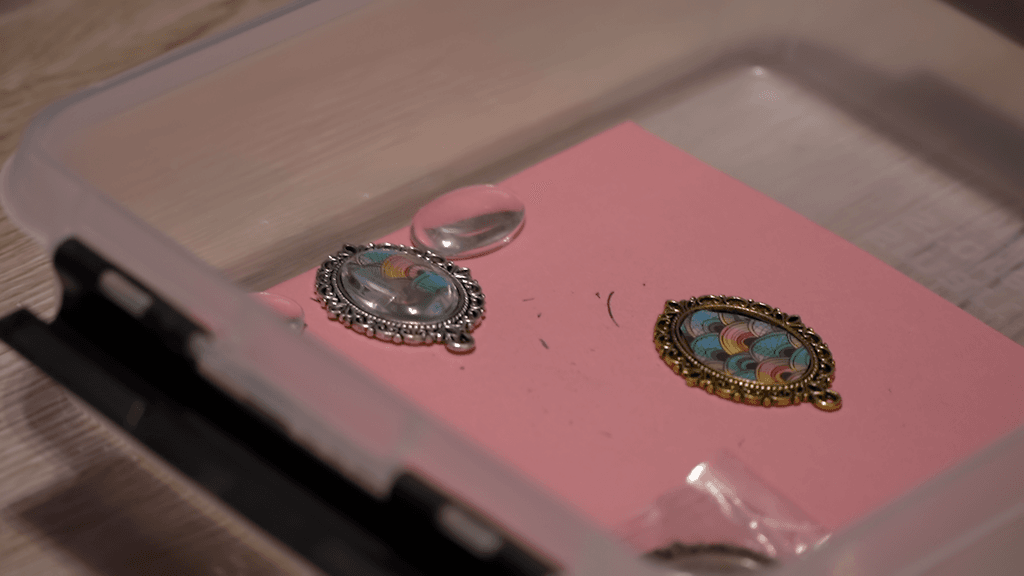 1303 koru Asian ytimessä.doc: Mitä tapahtui Sinille?