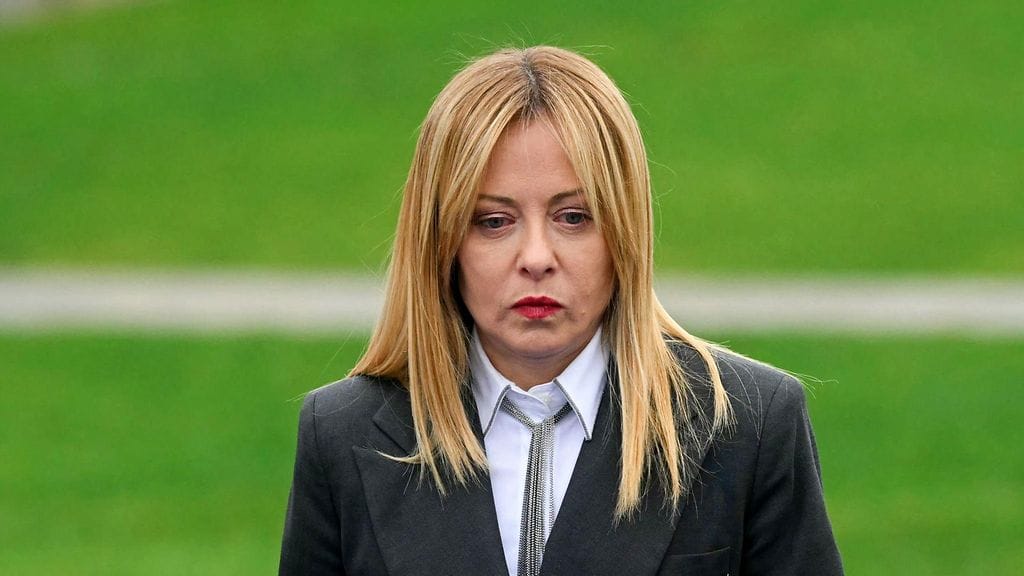 Italian pääministeri Giorgia Meloni saapui EU:n johtajien epäviralliseen kokoukseen Alden Biesenin linnassa Belgiassa 12. helmikuuta.