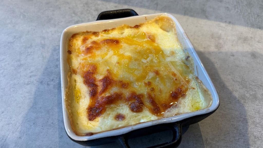 Valmista helppo perunagratiini vaikka pääsiäispöytään!