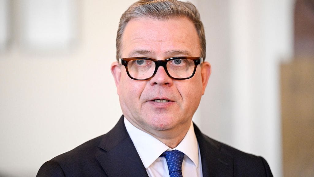 Pääministeri Petteri Orpo kommentoi MTV Uutisten rasismiselvitystä Seitsemän uutisissa.