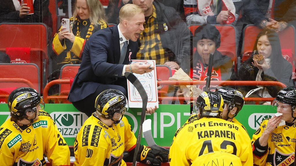 Sami Tervosen valmentama KalPa on kärsinyt pahoista loukkaantumisista puolustaessaan mestaruuttaan SM-liigassa.