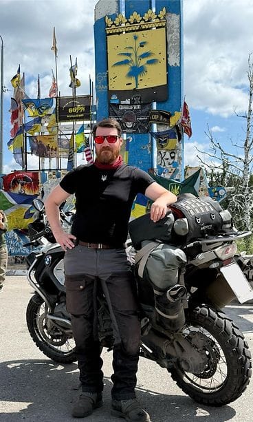 Moottoripyöriä viedään Ukrainaan monessa erässä.