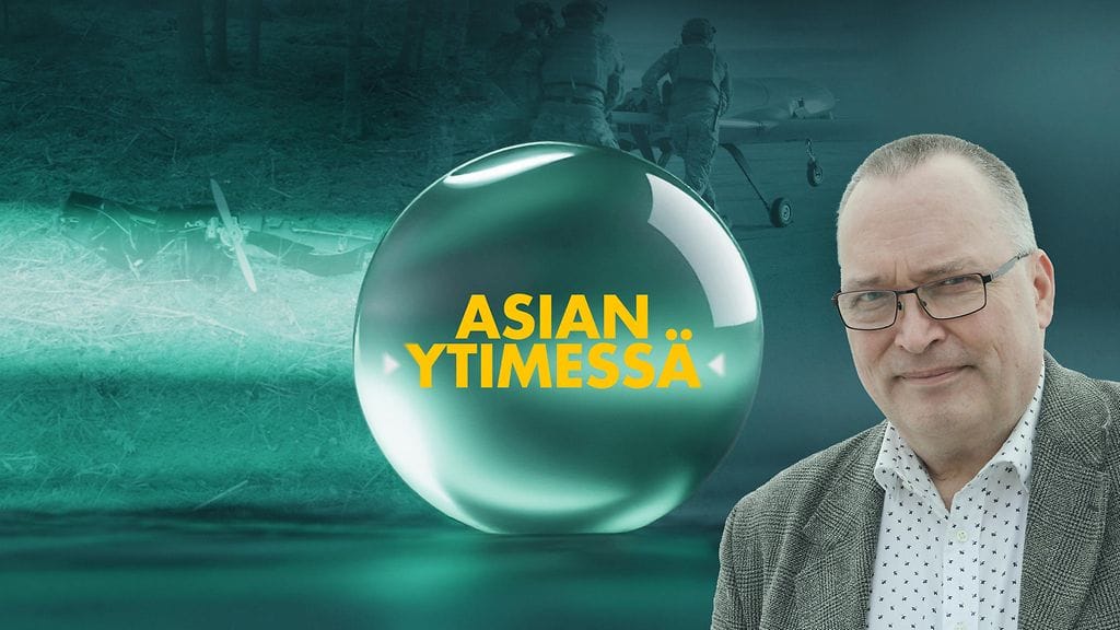 Asian ytimessä -ohjelman vieraana on Puolustusvoimien entinen tutkimusjohtaja, droonisodankäynnistä kirjan kirjoittanut, insinöörieversti-evp Jyri Kosola.