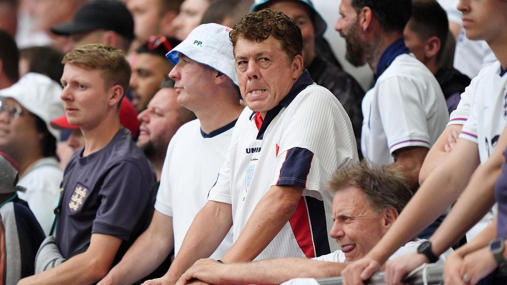 Jalkapallofani Andy Milne on tullut tunnetuksi kotimaassaan Englannissa.