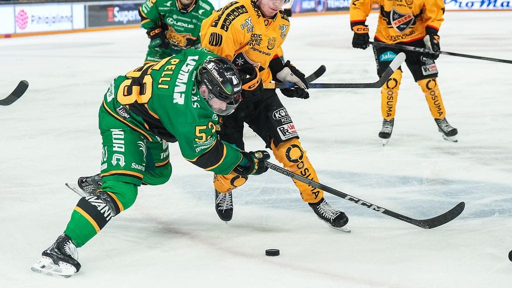 KalPan ja Ilveksen välinen toinen SM-liigapuolivälieräottelu viivästyy puolella tunnilla.