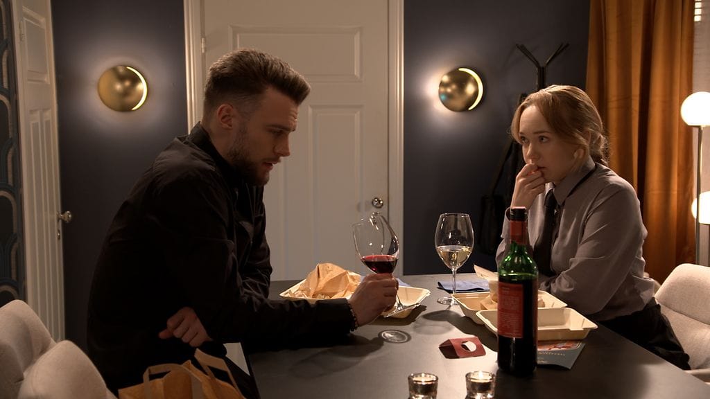 4925 05 daniela alex