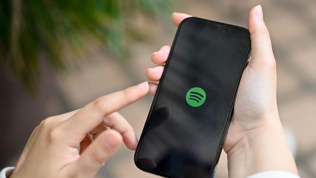 Viesti "Spotifylta" voi olla huijaus. Kuvituskuva.