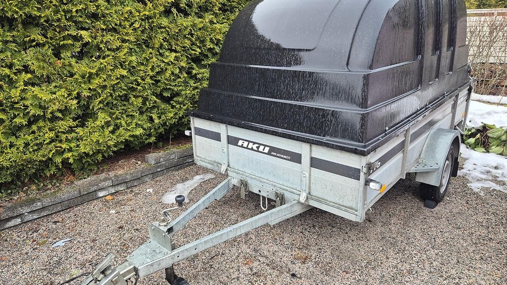 Monesti perävaunu vain unohdetaan pihan nurkkaan ja otetaan sieltä käyttöön, kun tarvetta ilmenee. Tärkeää on kuitenkin tiedostaa, että sekin tarvitsee huoltoa ja huolenpitoa.