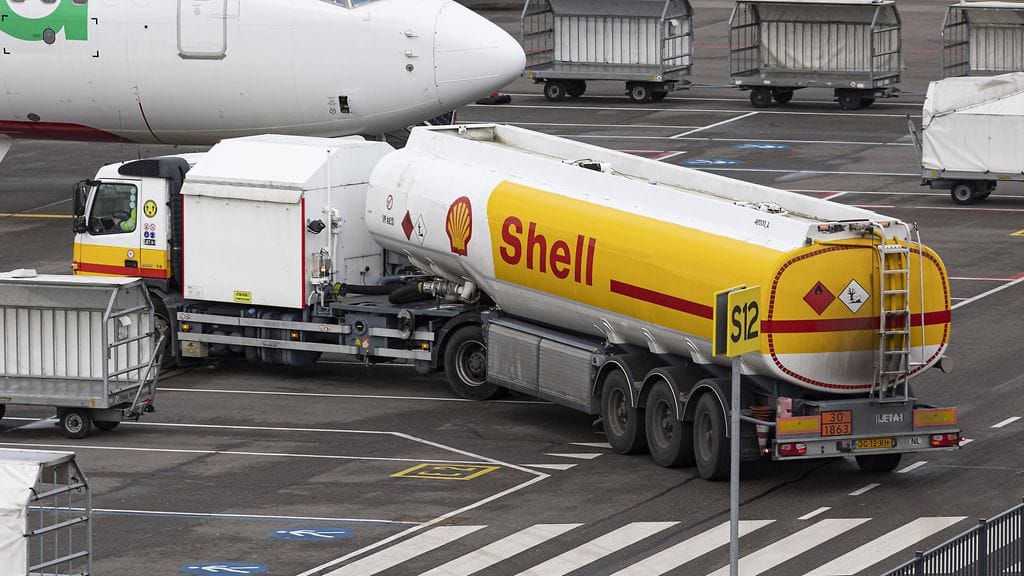 Eurooppalaiset joutuvat nyt kilpailemaan lentopolttoaineesta Aasian kanssa.