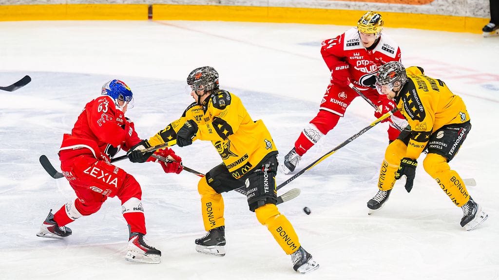 SaiPa ja Ässät ratkaisevat viimeisen välieräpaikan kohtalon maanantain seiskapelissä.