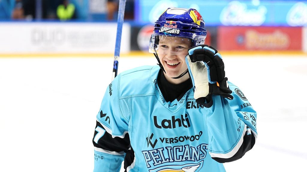 Daniel Niemisen otteet Pelicansissa ovat miellyttäneet Nashville Predatorsia.