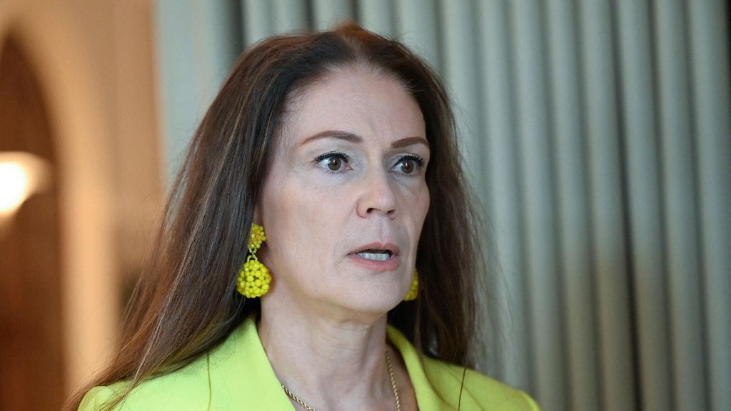 Liikenne- ja viestintäministeri Lulu Ranne STT:n haastattelussa Päärata 2060 –seminaarissa Helsingissä 15. huhtikuuta 2026.