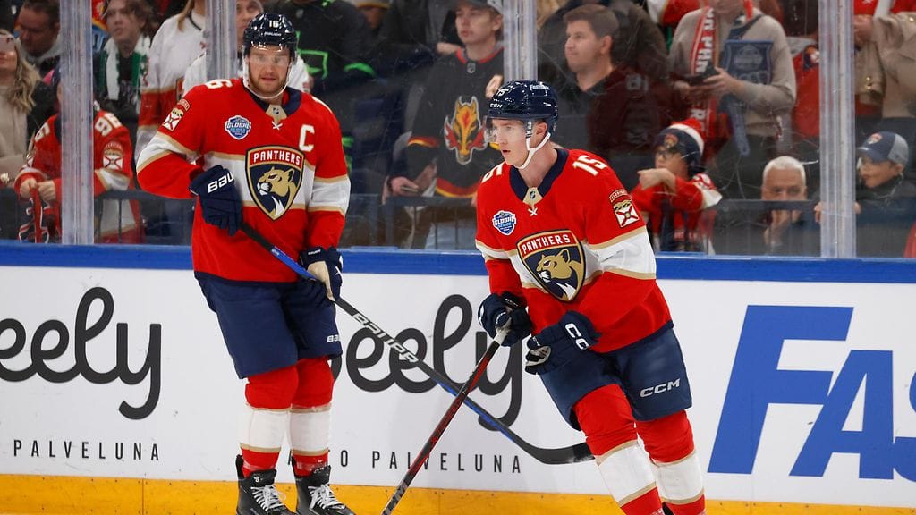 Aleksander Barkov ja Anton Lundell liittyvät mukaan Leijonien MM-kisaryhmään.