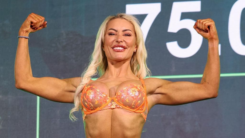 Ebonie Cotton on mennyt punnituksissa rohkealla linjalla.