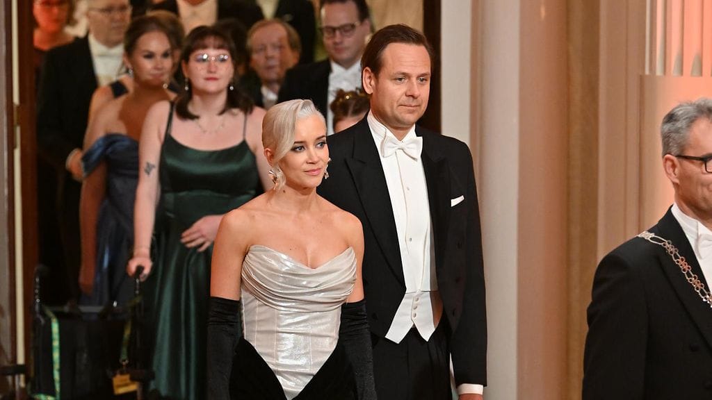 Sofia Virta on eronnut.