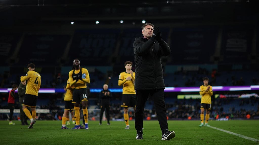 Marraskuussa Wolvesin peräsimeen nostettu Rob Edwards ei onnistunut säilyttämään joukkueen sarjapaikkaa. Seura on pelannut Valioliigassa yhtäjaksoisesti vuodesta 2018 lähtien.