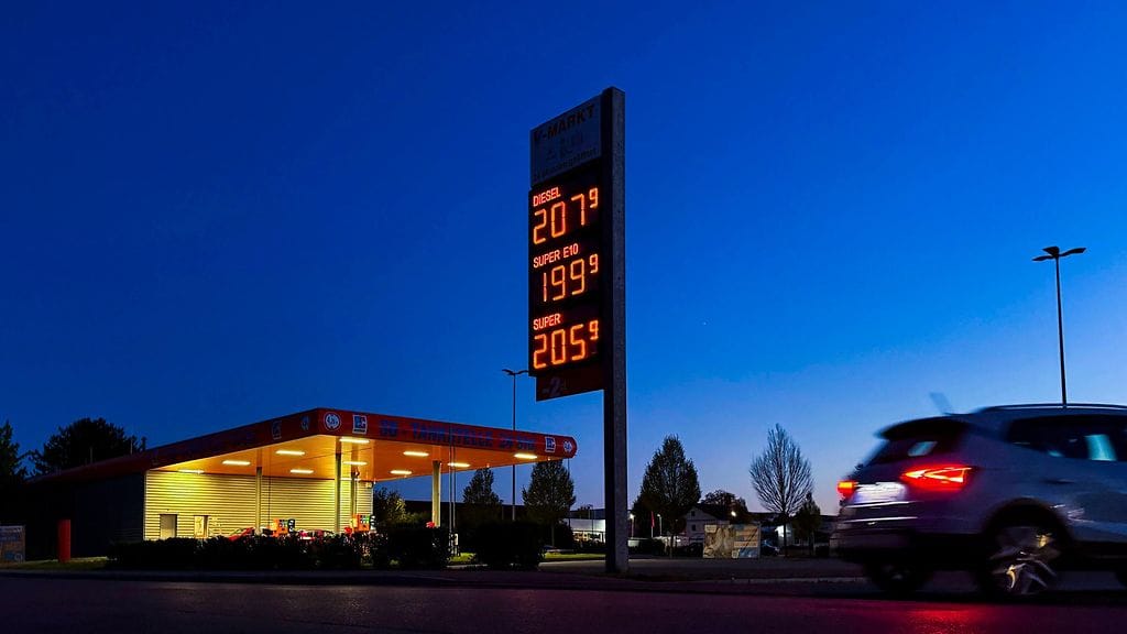 Saksa puuttuu miljardituella kohonneisiin polttoainekustannuksiin.