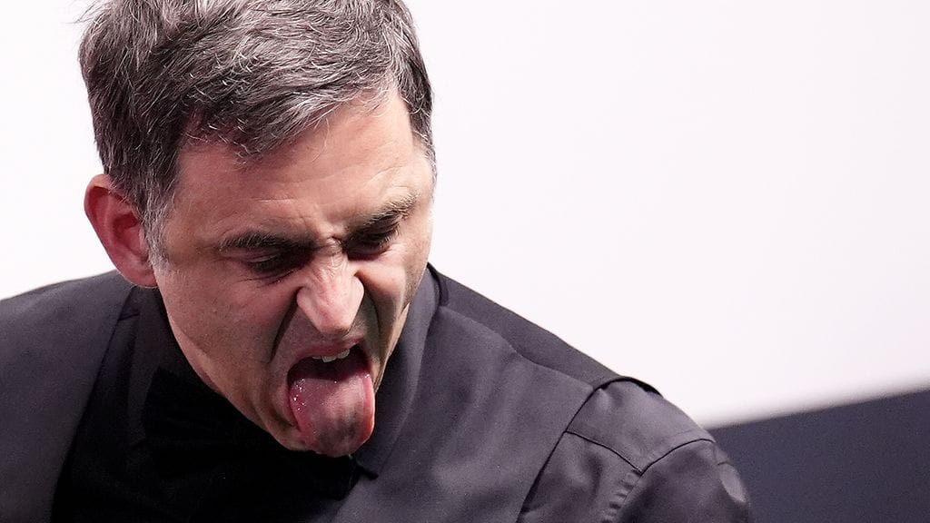 Ronnie O'Sullivan turhautui otteisiinsa sunnuntai-illan päätteeksi.