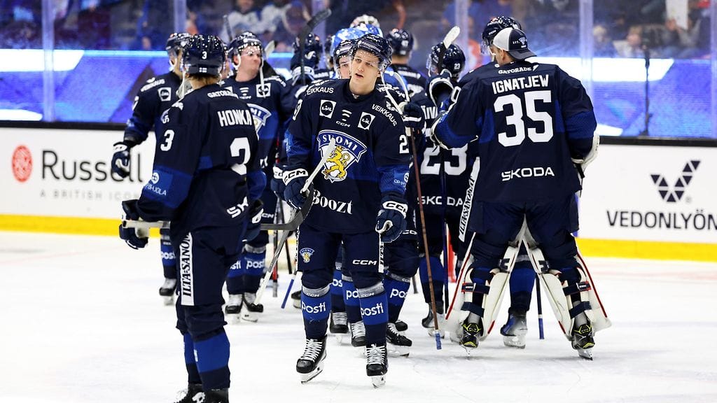 Suomen miesten jääkiekkomaajoukkue hävisi Tshekille EHT-turnauksessa maalein 2-3.