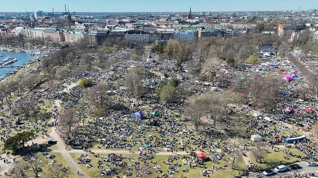 Poliisin kuva: Ullanlinnan ilmakuva vappu 2026