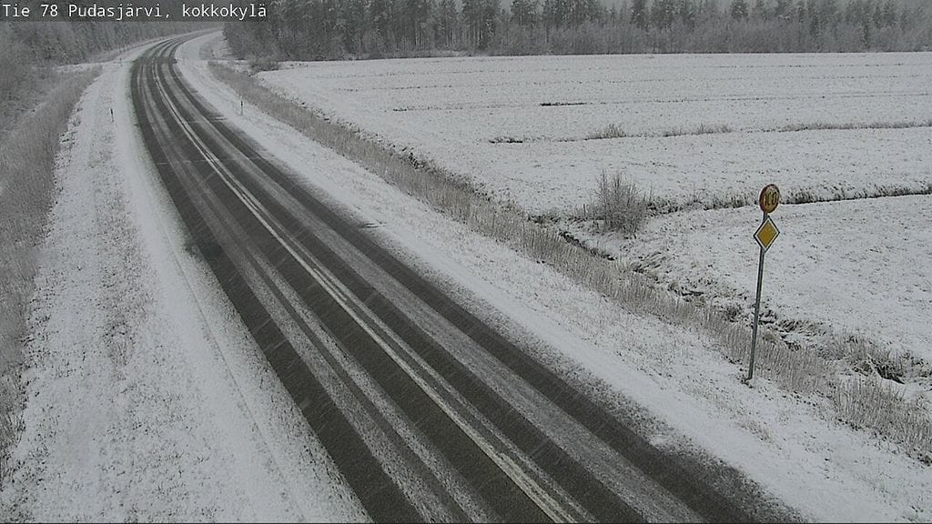 Tämä tämänaamuinen kelikamerakuva on Pudasjärveltä Pohjois-Pohjanmaalta.