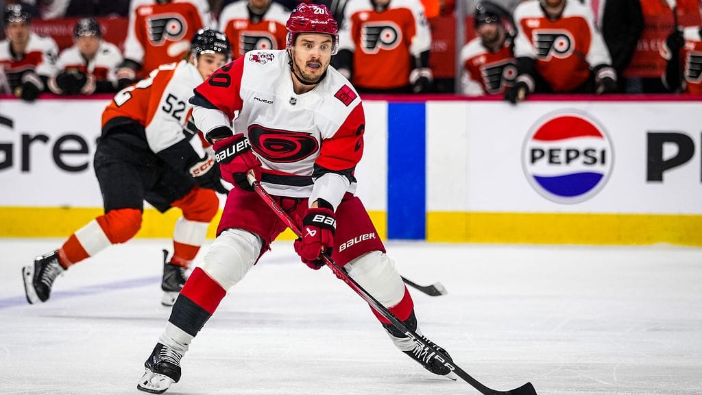 Sebastian Aho ohitti Teemu Selänteen suomalaisten kaikkien aikojen pudotuspelipörssissä.