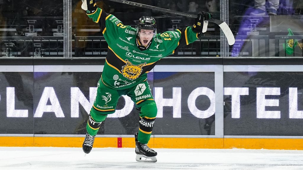 Matias Mäntykivi siirtyy SHL:ään.