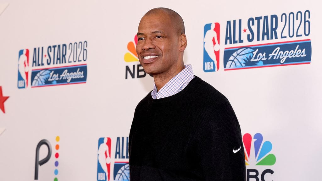 Collins edusti NBA-urallaan New Jersey Netsiä, Memphis Grizzliesiä, Minnnesota Timberwolvesia, Atlanta Hawksia, Boston Celticsiä, Washington Wizardsia ja Brooklyn Netsiä.