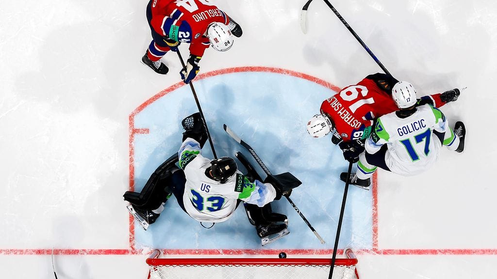 Norja palautti Slovenian maan pinnalle MM-kisoissa.