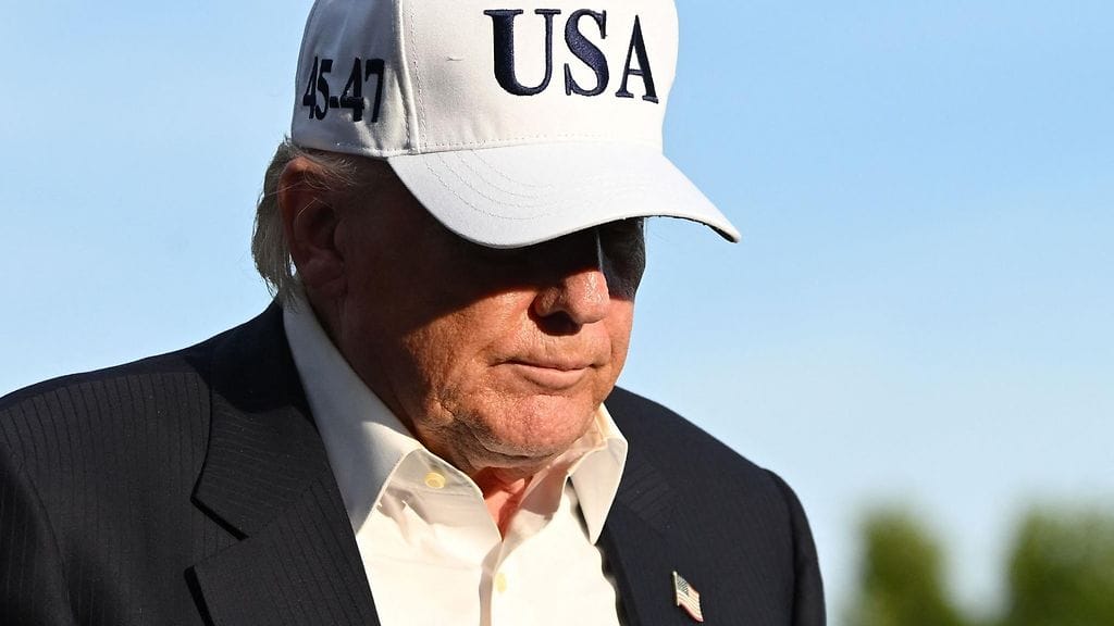 Yhdysvaltain presidentti Donald Trump kuvattuna Valkoisella talolla 15. toukokuuta 2026.