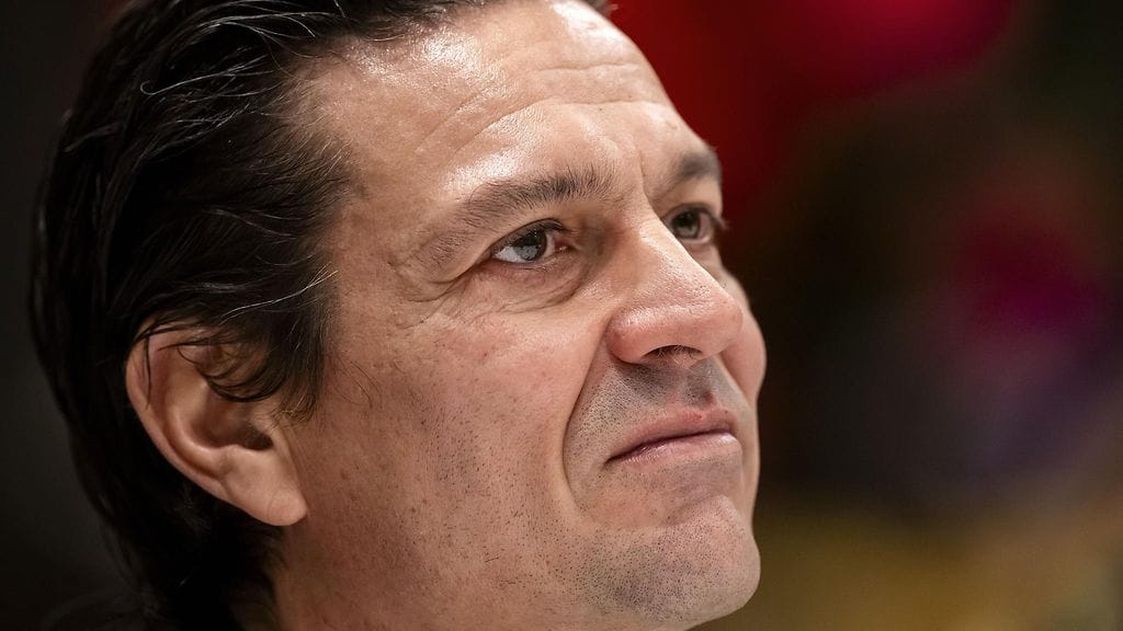 Jari Litmanen taitaa jalkapallon pelaamisen edelleen.