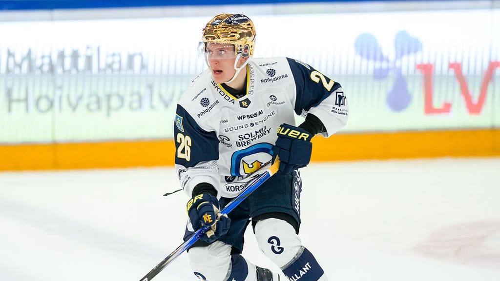 Kiekko-Espoota kaksi viime kautta edustanut Kasper Kulonummi palaa Tampereelle.