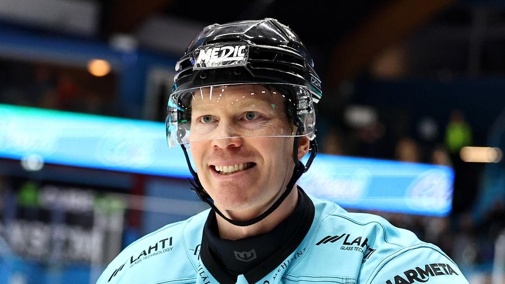 Lars Bryggman on pelannut aiemmin SM-liigassa Pelicansissa.