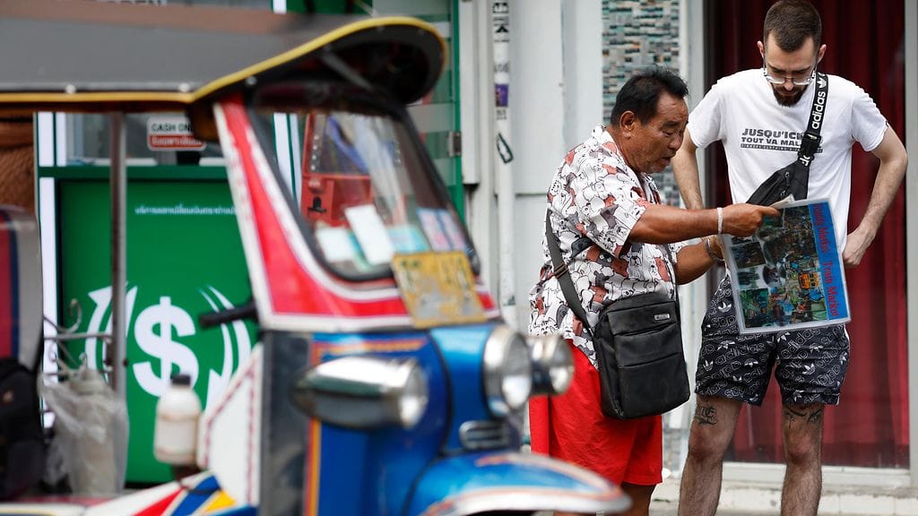 AOP thaimaa tuktuk