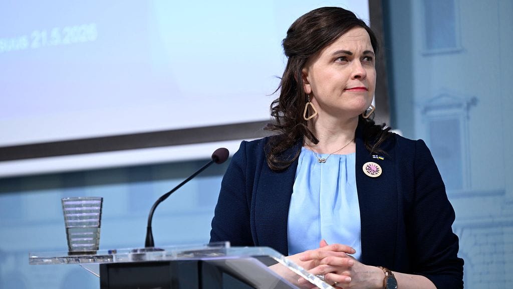 Tiede- ja kulttuuriministeri Mari-Leena Talvitie (kok.) avoimen korkeakoulutuksen opintosetelikokeilua käsittelevässä tiedotustilaisuudessa Helsingissä 21. toukokuuta 2026.