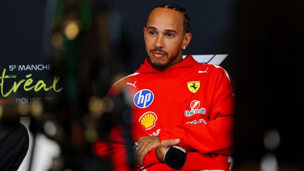 Lewis Hamilton puhui jalkapallosta ja uransa jatkosta torstain mediatilaisuudessa.