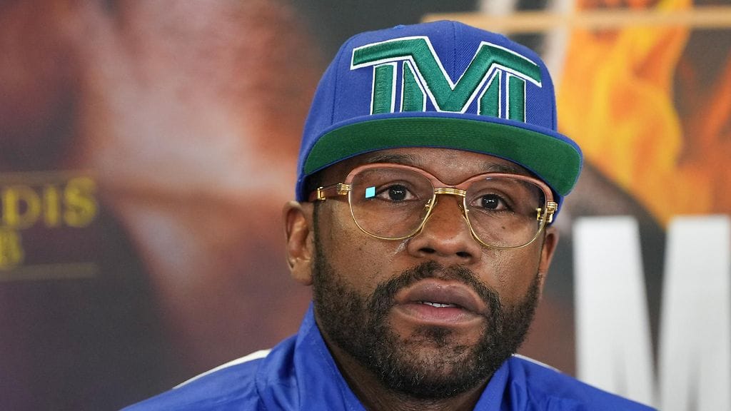 Floyd Mayweather painosti naista tämän väitteen mukaan aborttiin.