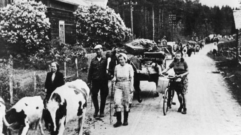 Talvisodan evakkoja Karjalasta.