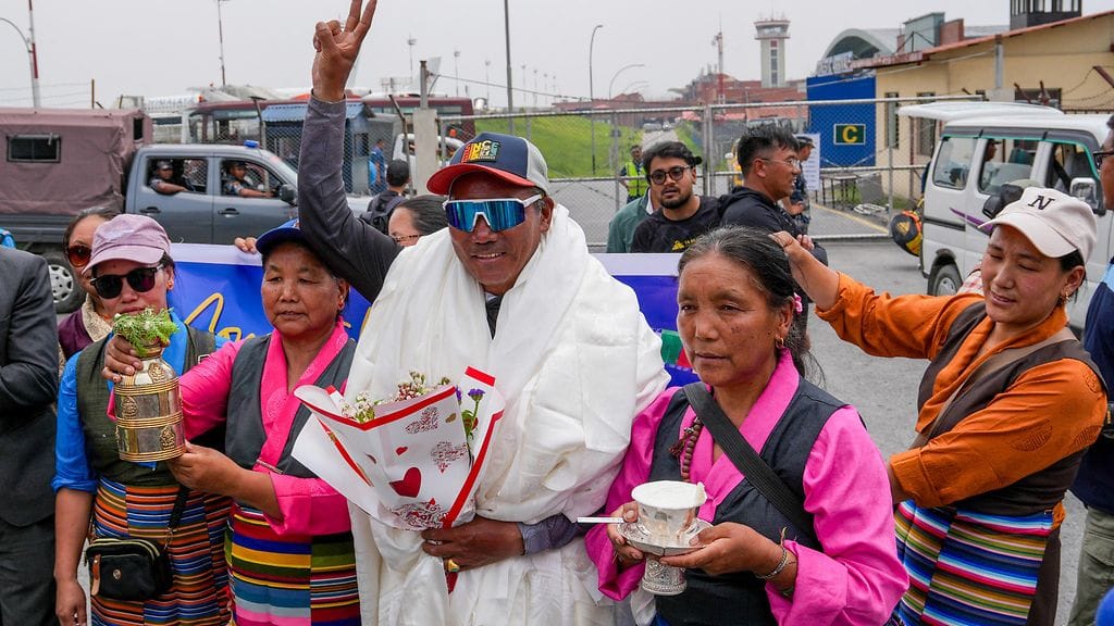 Kami Rita Sherpa Nepalilainen vuorikiipeilijä