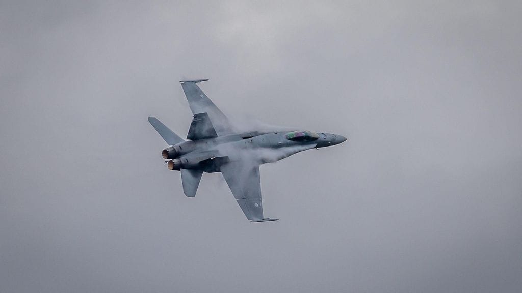 F/A-18 Hornet -hävittäjät ovat olleet tuttu näky taivaalla ukrainalaisten droonien harhautuessa Suomeen.