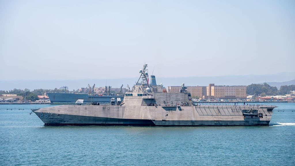 Kuvassa USS Savannah, joka on yksi kiistellyistä LCS-luokan aluksista