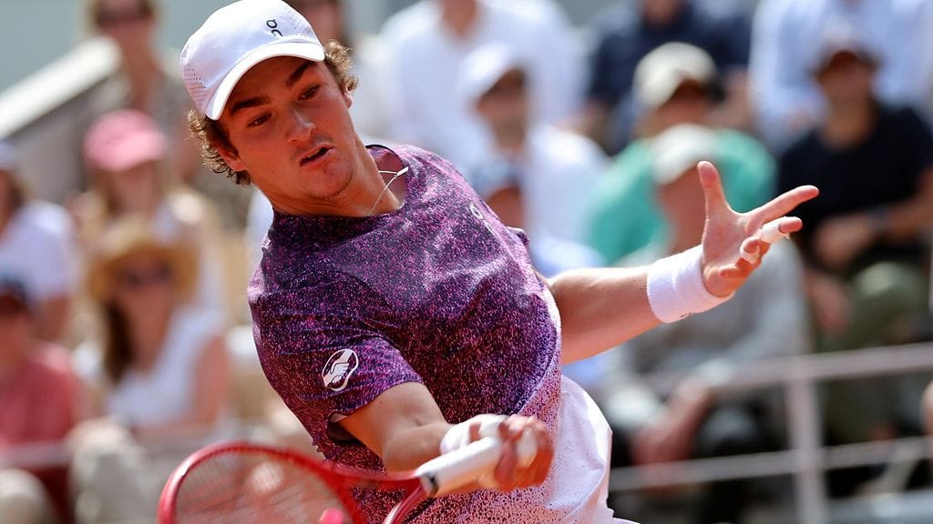 Joao Fonseca oli liikaa Novak Djokovicille.