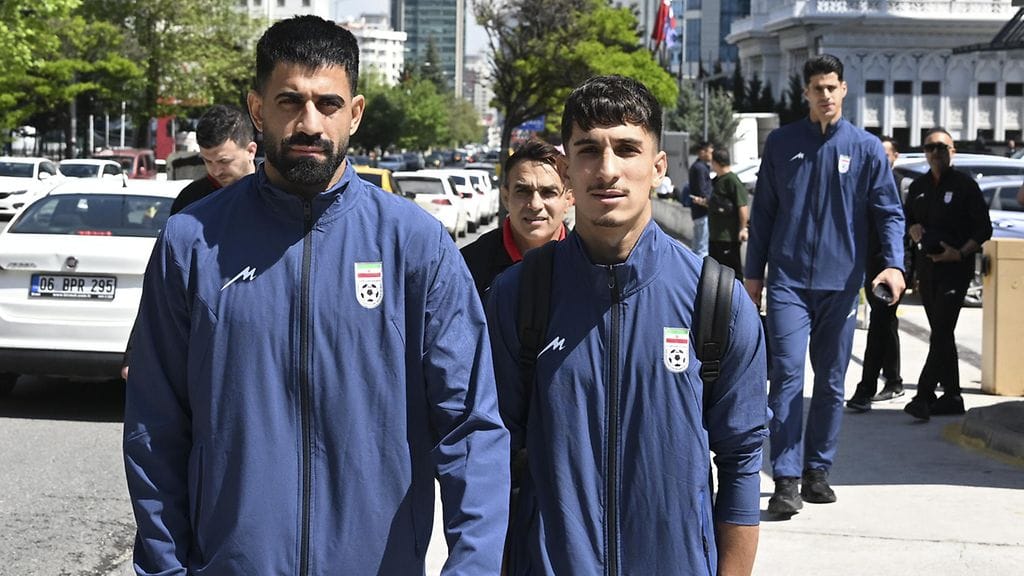 Iranin maajoukkuepelaajat hakivat toukokuussa viisumeita muun muassa Kanadaan Turkin Antalyan MM-leirillään.