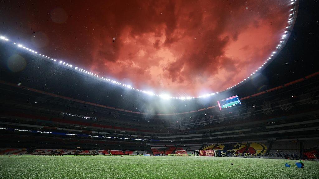 Meksikon ja Etelä-Afrikan ottelu pelataan Estadio Azteca Mexico Cityssä. Arkistokuva.