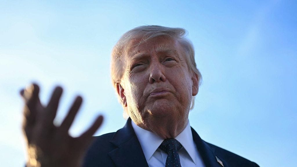 Donald Trumpin sotatoimia Irania vastaan halutaan rajoittaa Yhdysvalloissa.