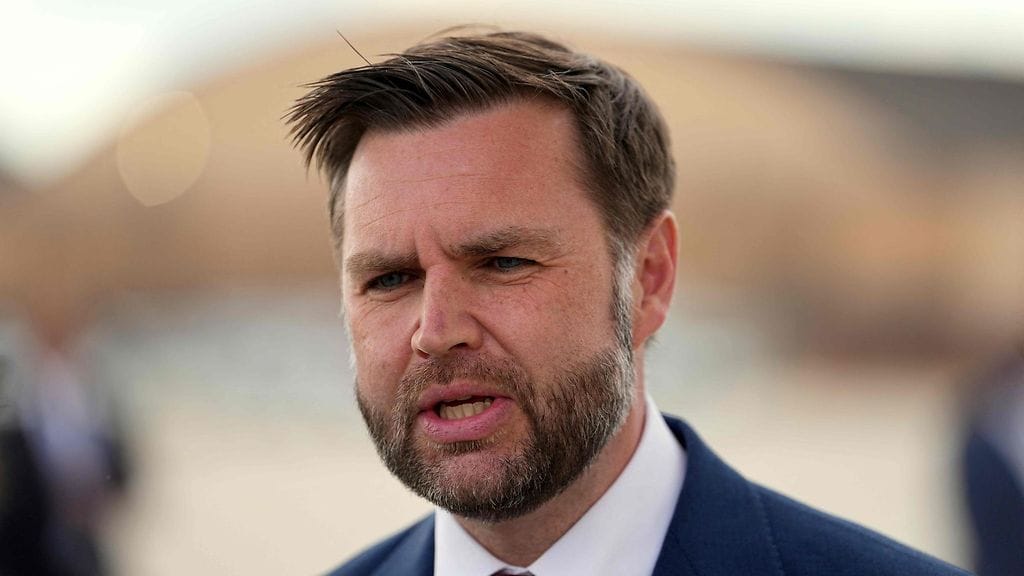 J. D. Vance ei matkustakaan Sveitsiin suunnitellusti.
