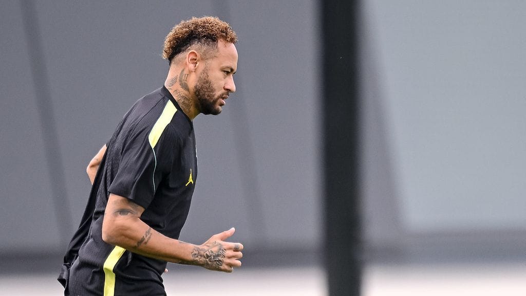 Neymar on toipumassa pelikieltoon Brasilian viimeiseen lohko-otteluun.