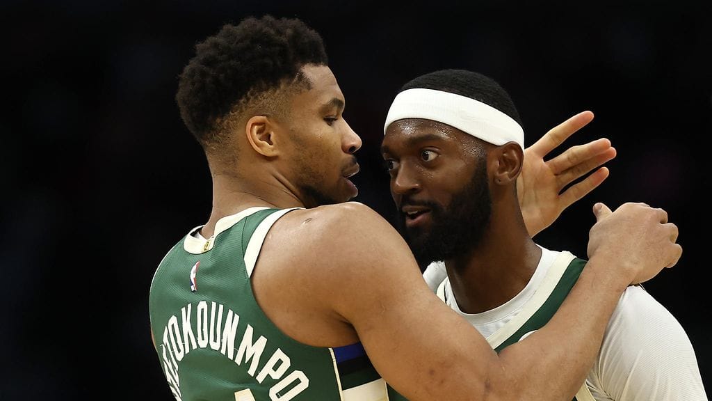Giannis Antetokounmpo ja Bobby Portis siirtyvät molemmat Miami Heatiin.
